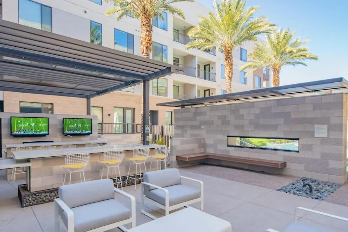 Stunning 1Bd - Pool, Gym, Parking, W-D - Sleeps 4 Apartment Tempe United States